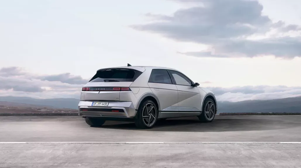 2025 hyundai ioniq 5 rear