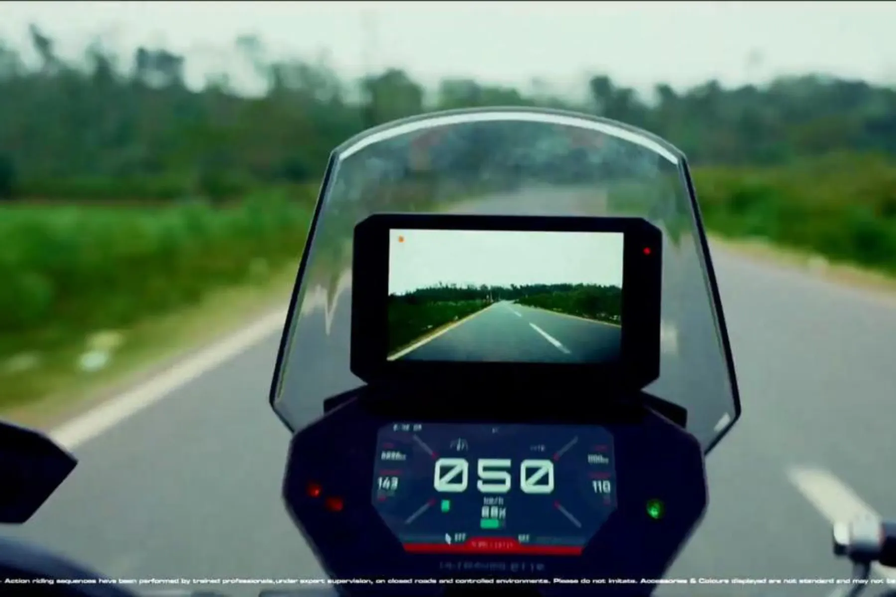 Ultraviolette X47 Crossover - screen