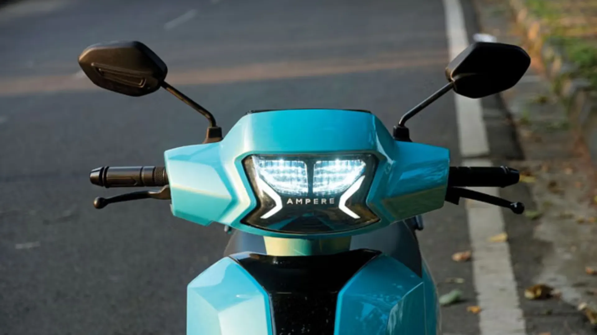 Ampere Nexus ST Review - Headlight