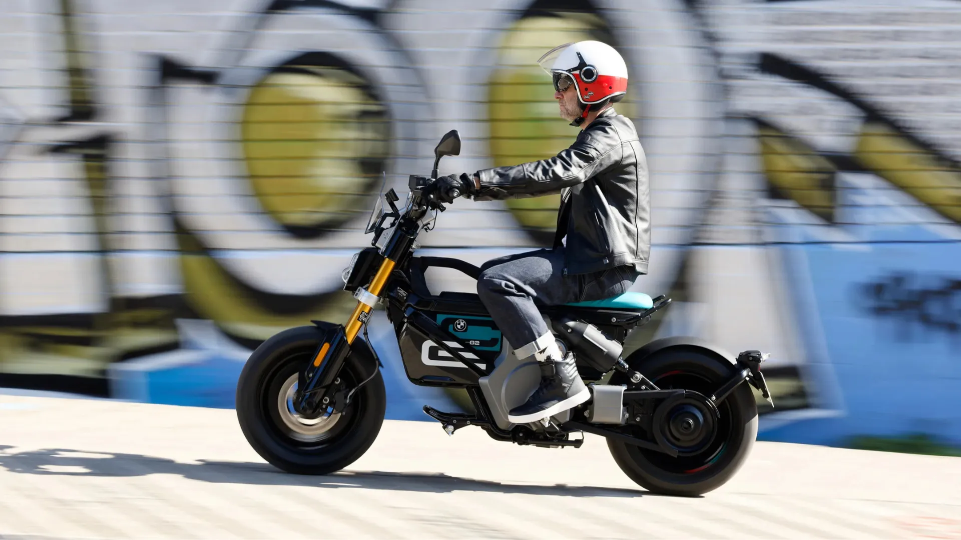 BMW CE 02 Limited Time Offer — On-Road at ₹2.5 Lakh Only