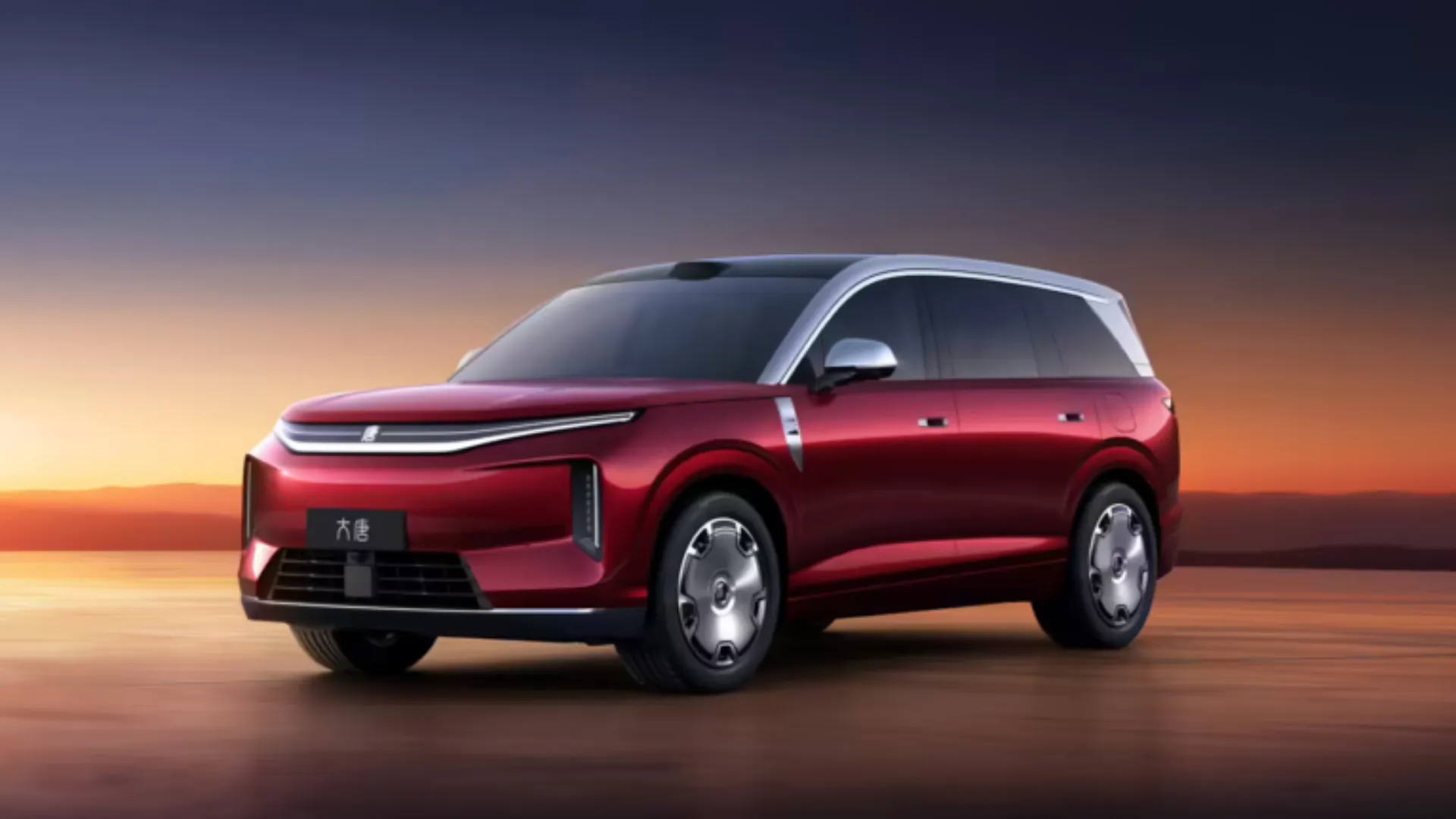 BYD Great Tang Luxury electric SUV Debuts with 950 km Range!
