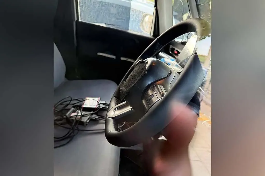 BYD's kei car features a large touchscreen infotainment system