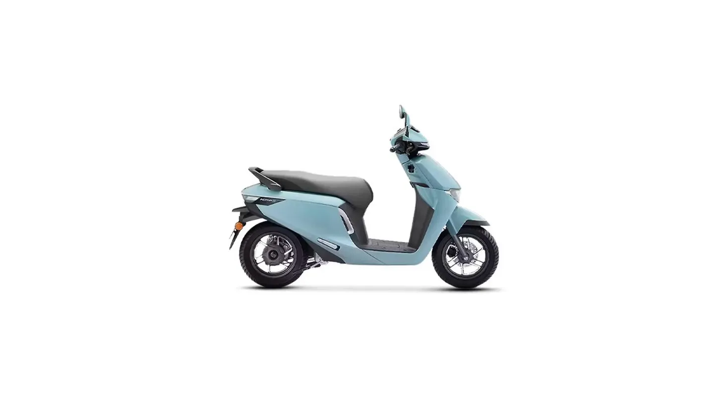 Best Family Electric Scooters Under Rs 1.5 Lakh in India (2026)