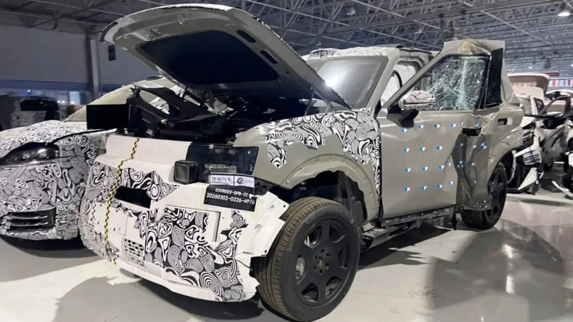 Chery-JLR Freelander SUV Spy Shots Leaked From Crash Test — EV Version