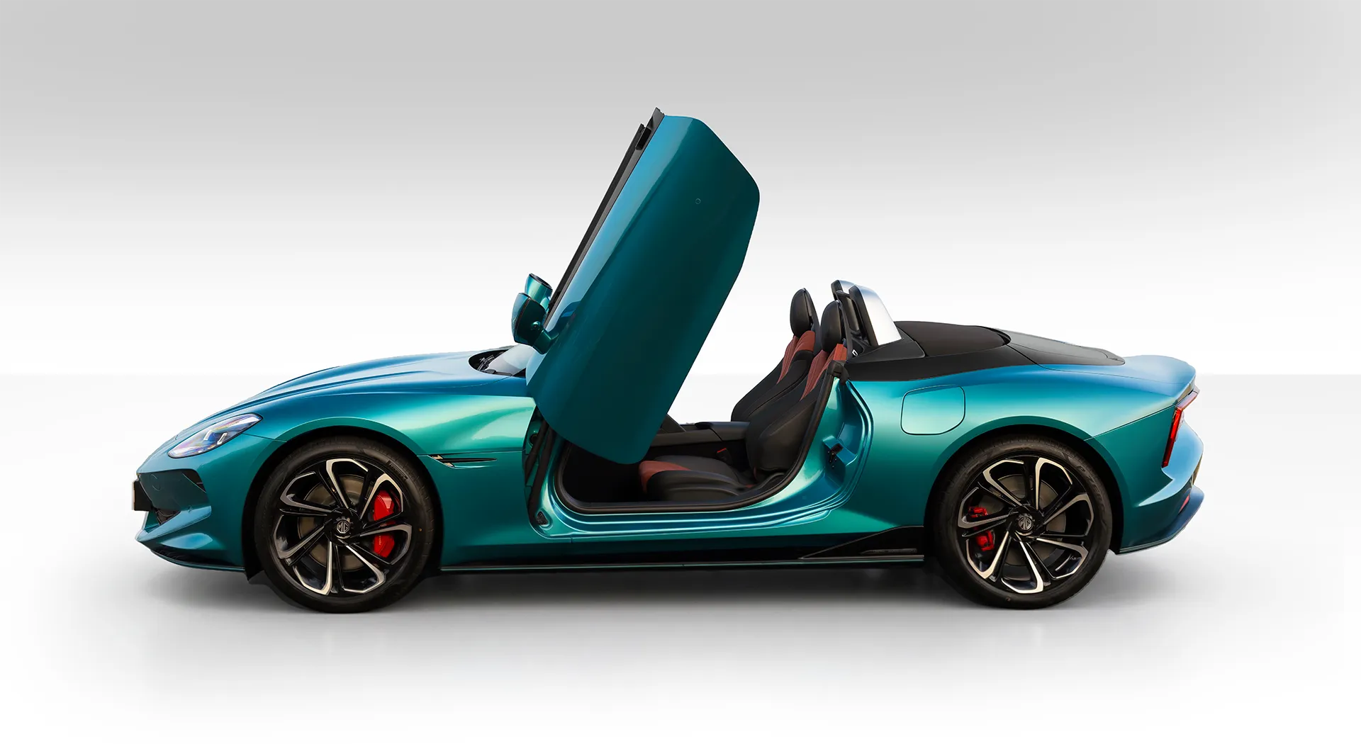 Cyberster Irises Cyan Side Profile