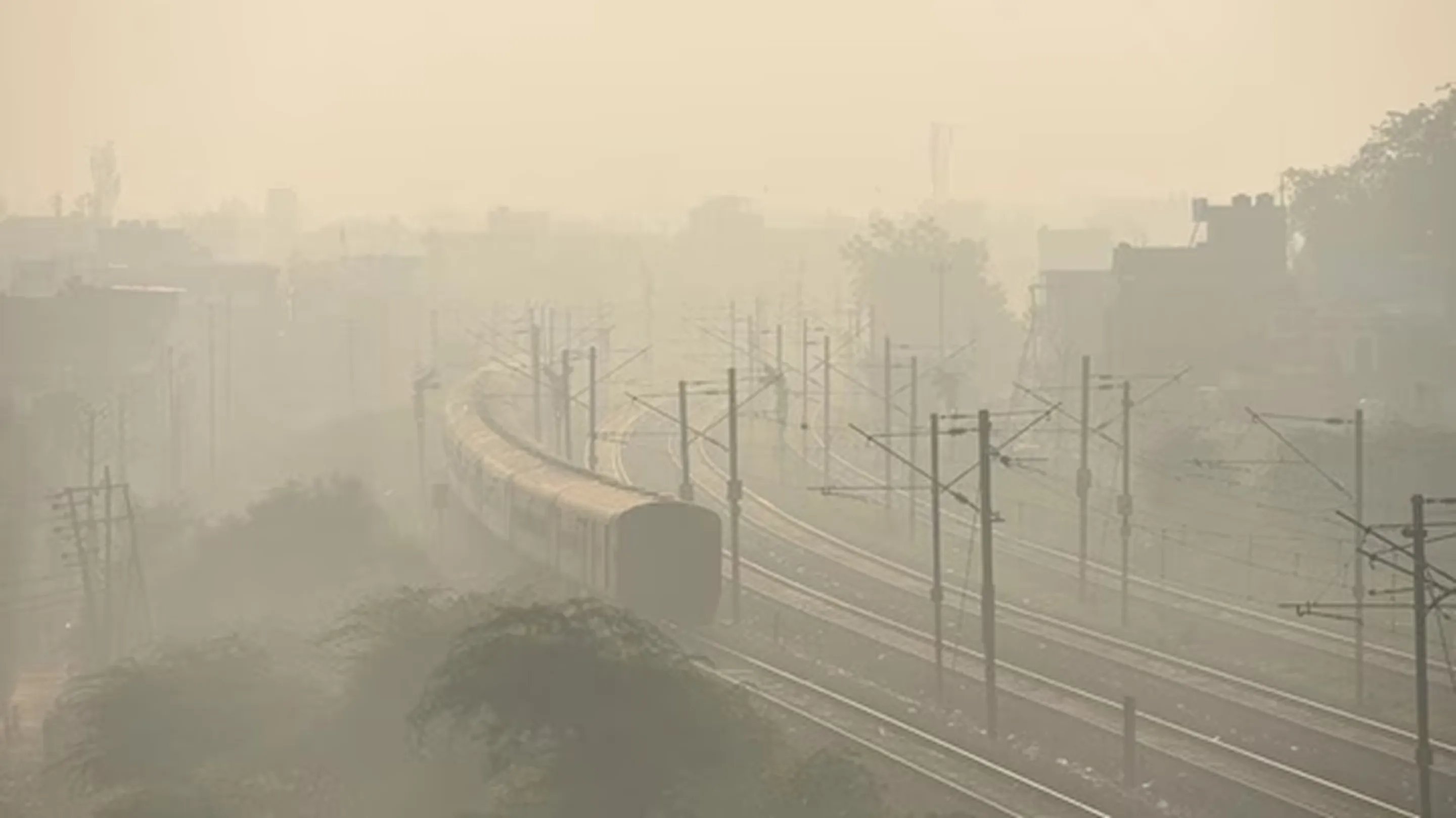 Delhi Air Pollution - Metro City