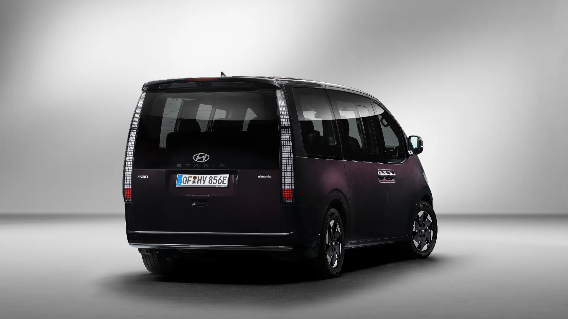 Hyundai Staria - Rear