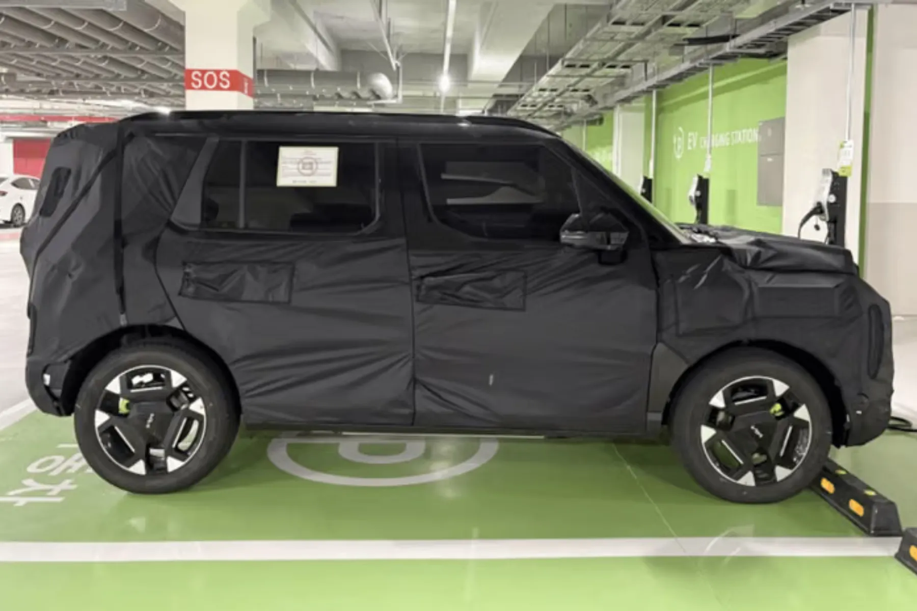 Kia Syros EV Side Profile