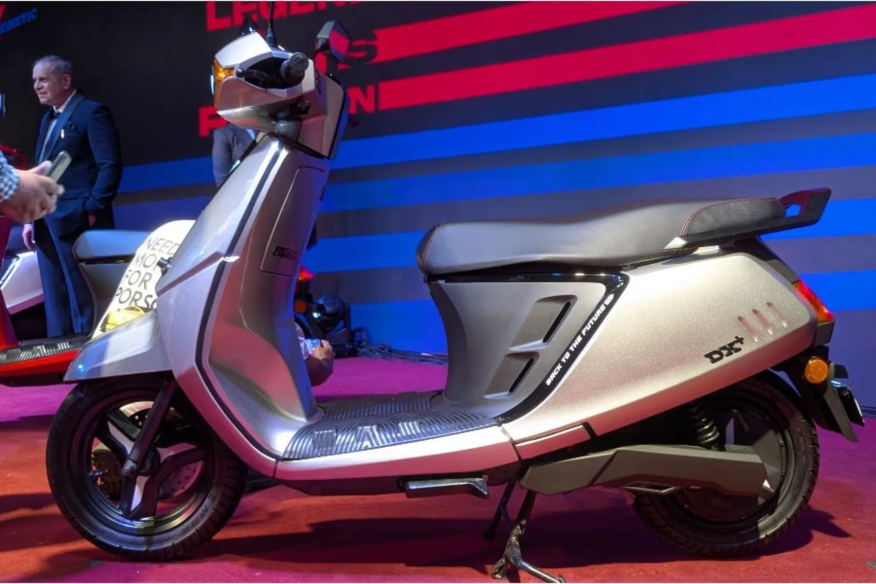 Kinetic DX Side Profile