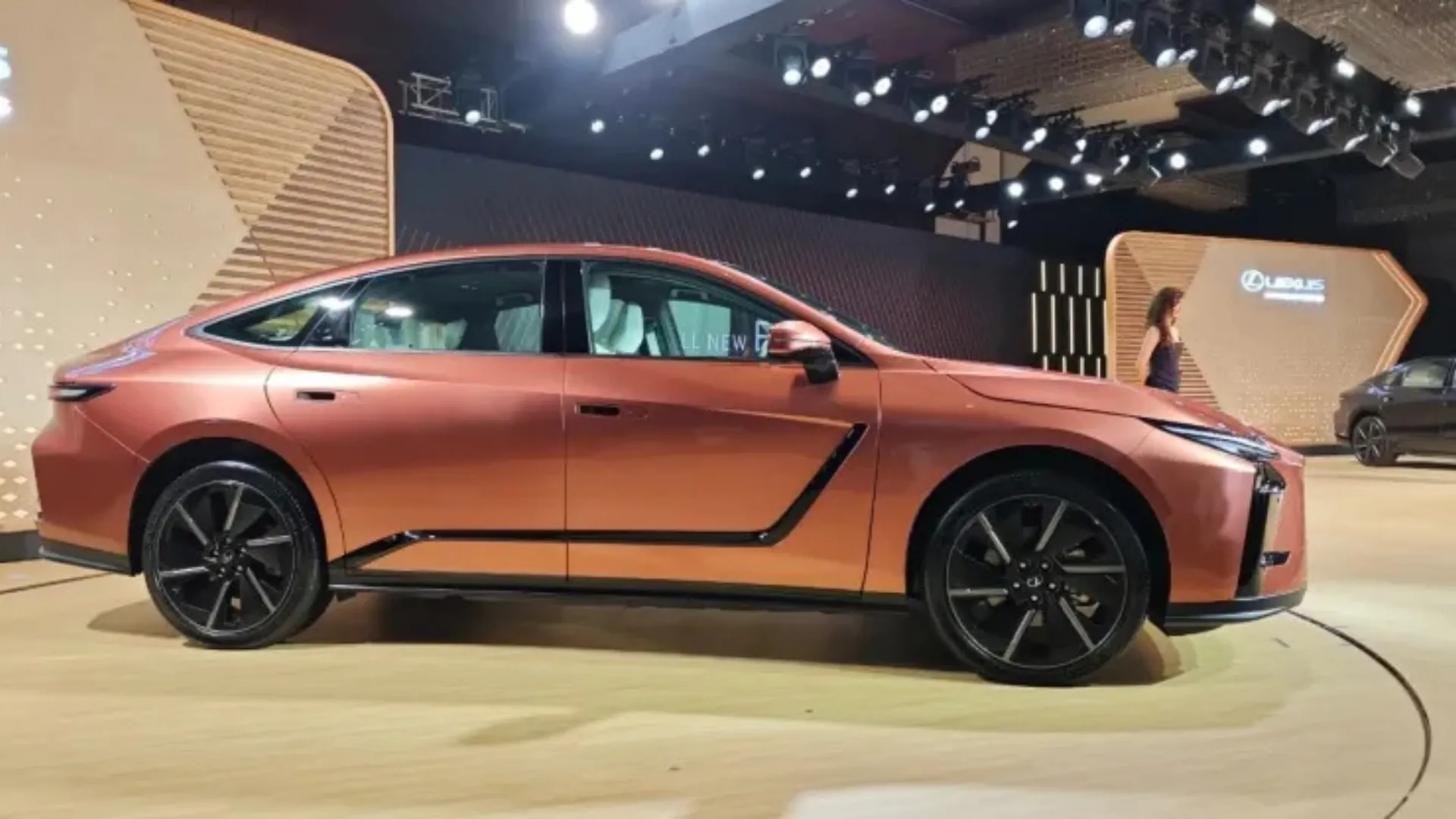 Lexus ES 500e Launched in India at ₹89.99 Lakh - Side