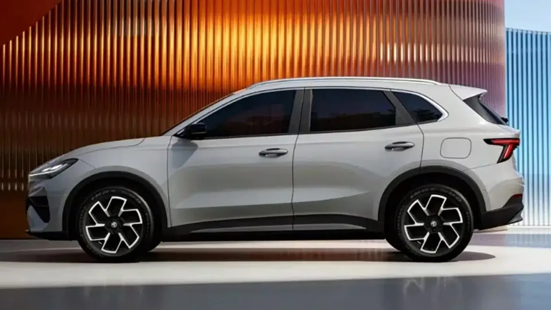 MG 4X Unveiled as 4.4 Meter Long Electric SUV — Coming to India?