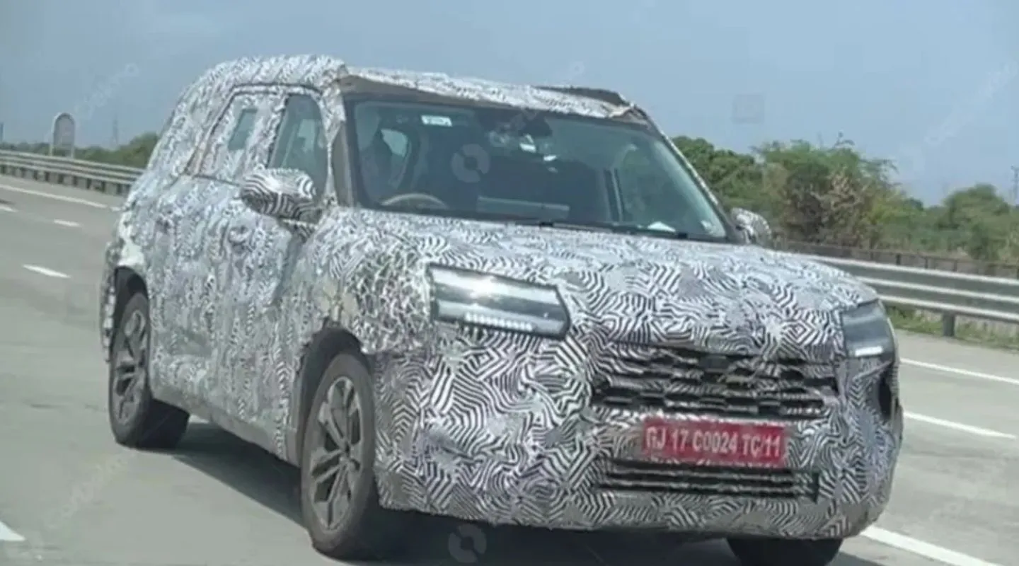 MG's First Plug-In Hybrid SUV Set For July 16 Debut