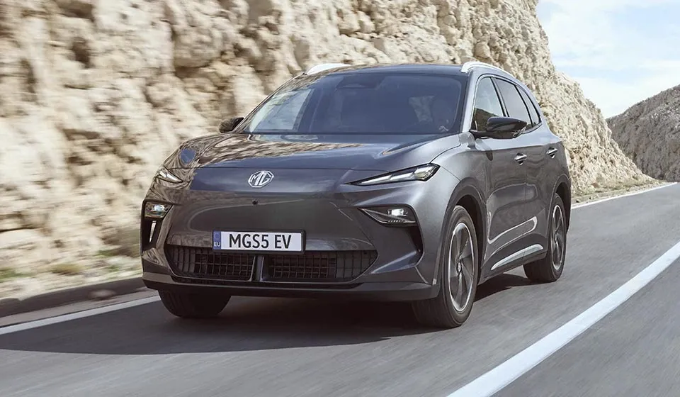 MG-ZS-EV_front