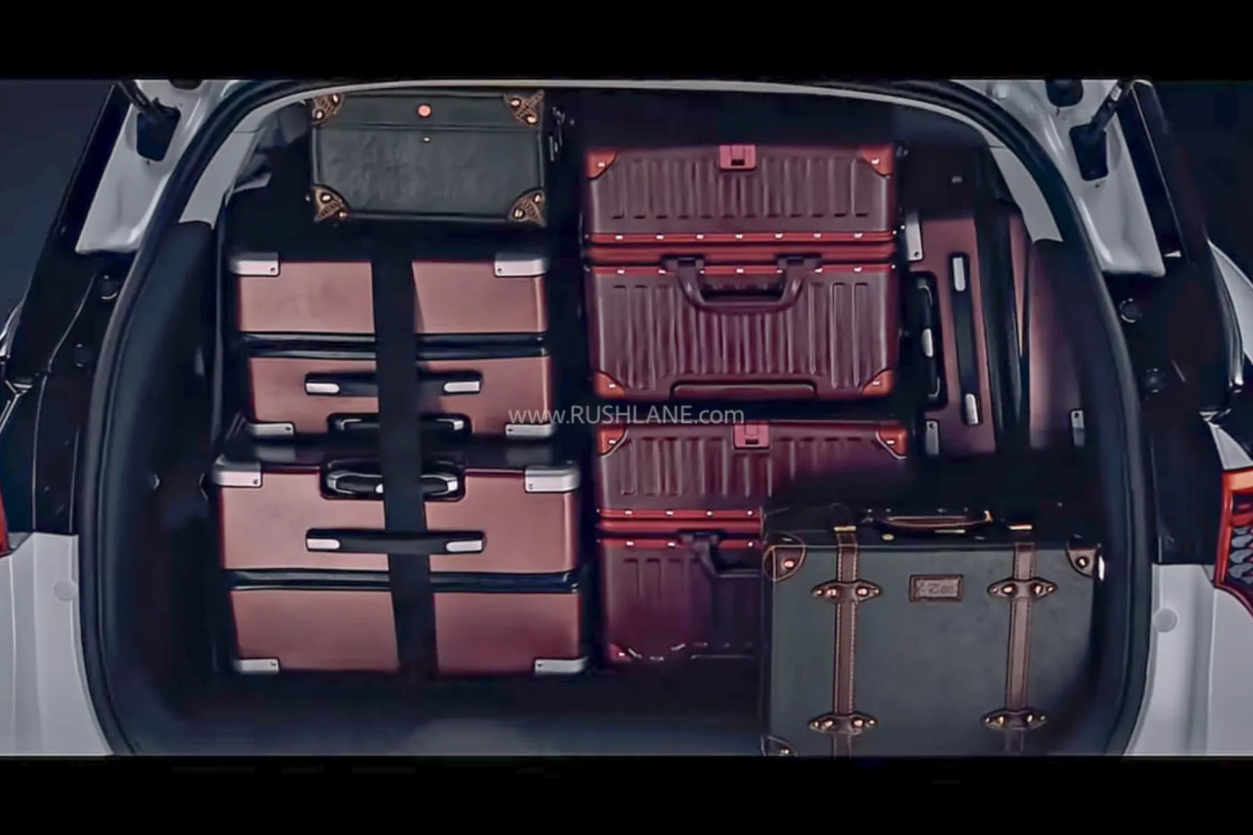 Mahindra XEV 9S Teaser