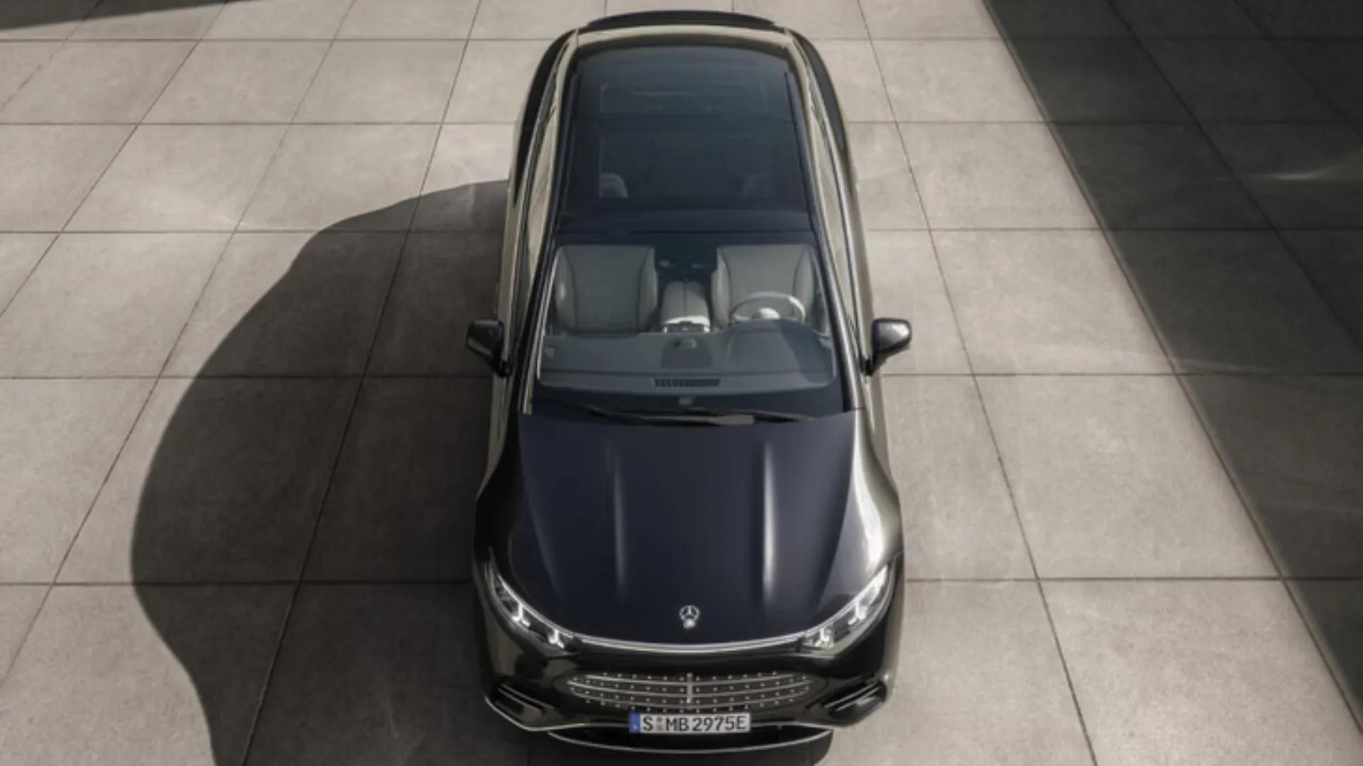 Mercedes Benz EQS Facelift - Top