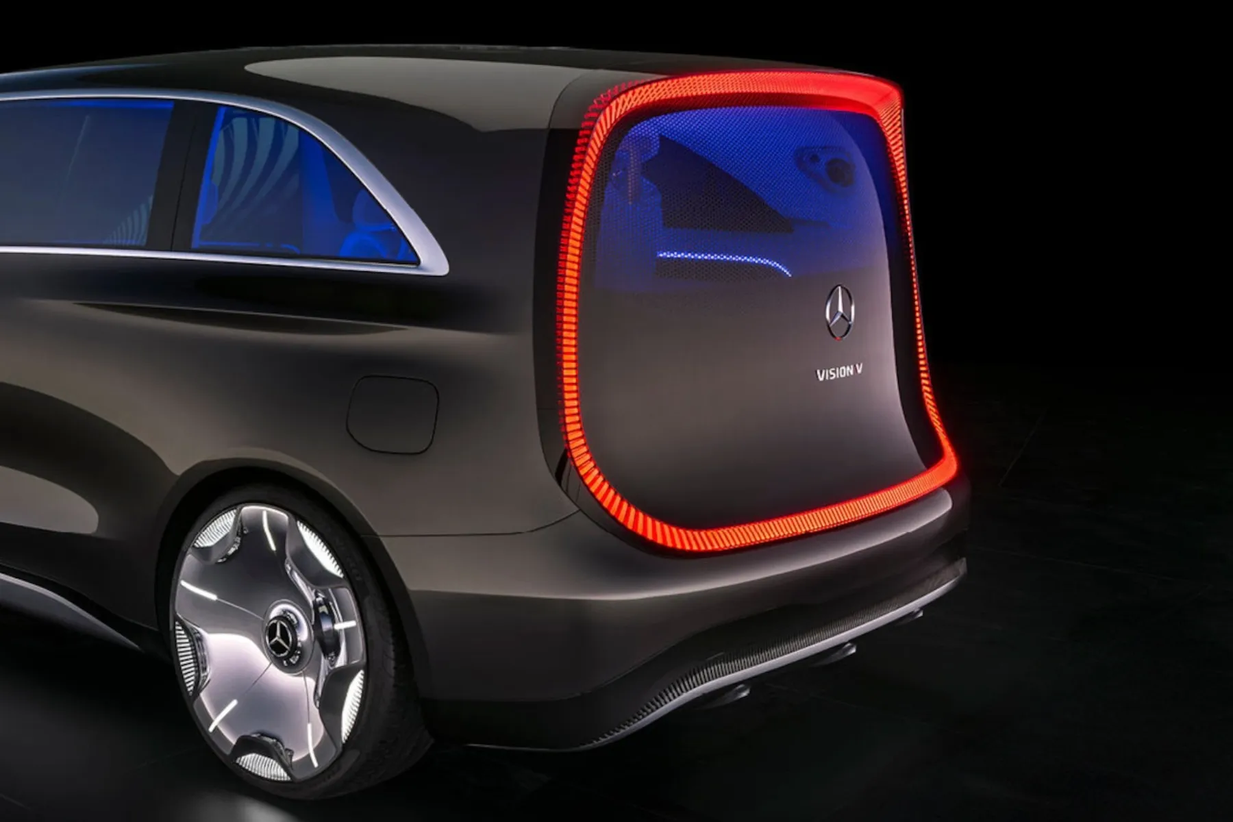 Mercedez Benz Vision V Tail Lights