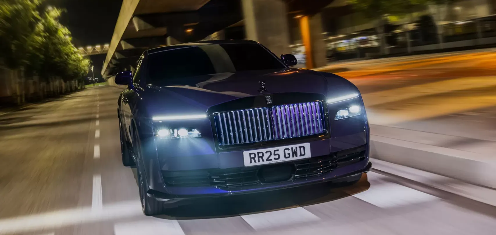 Rolls Royce Black Badge Spectre Launched at ₹9.5 Cr!