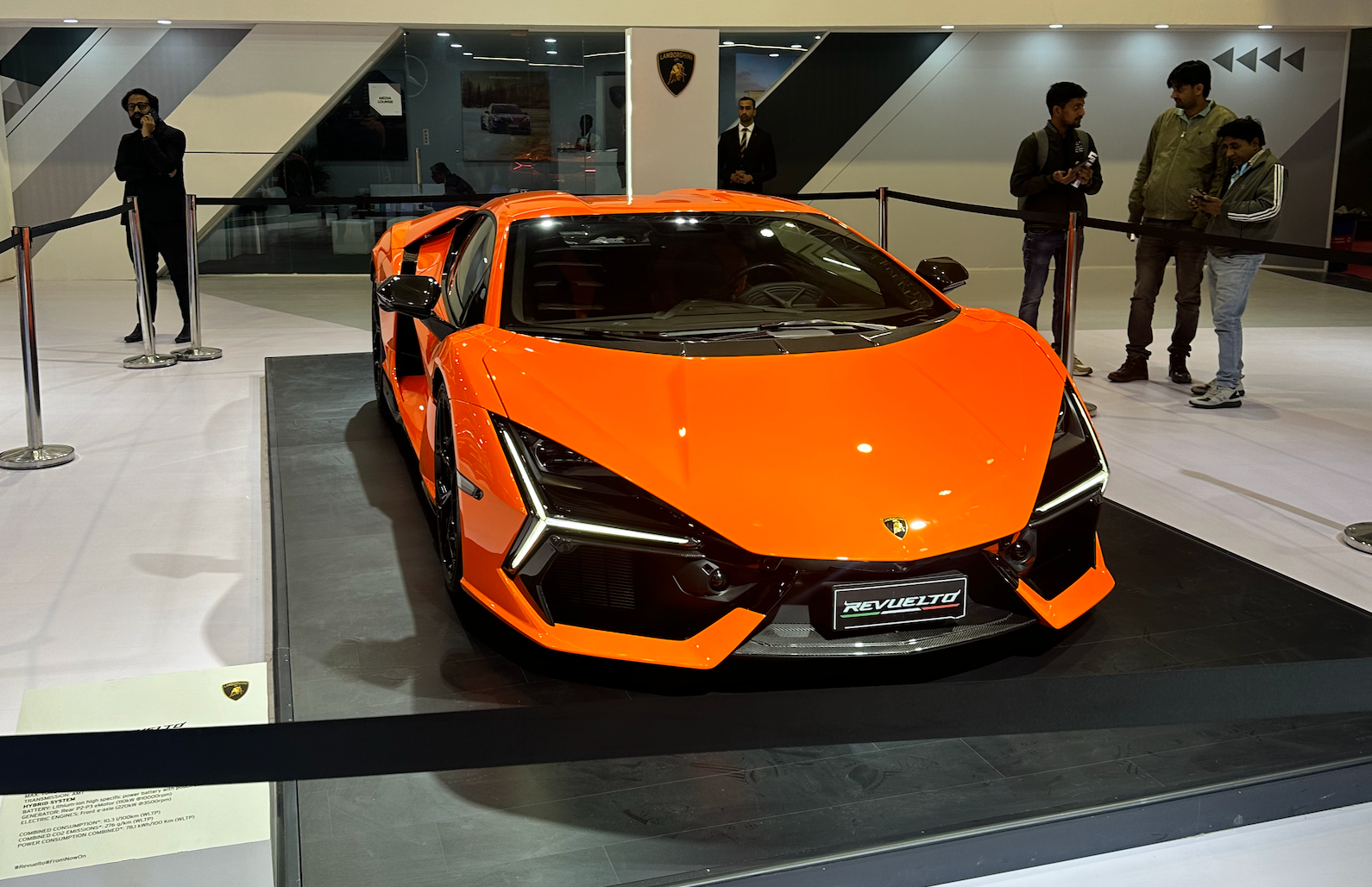 lamborghini Revuelto