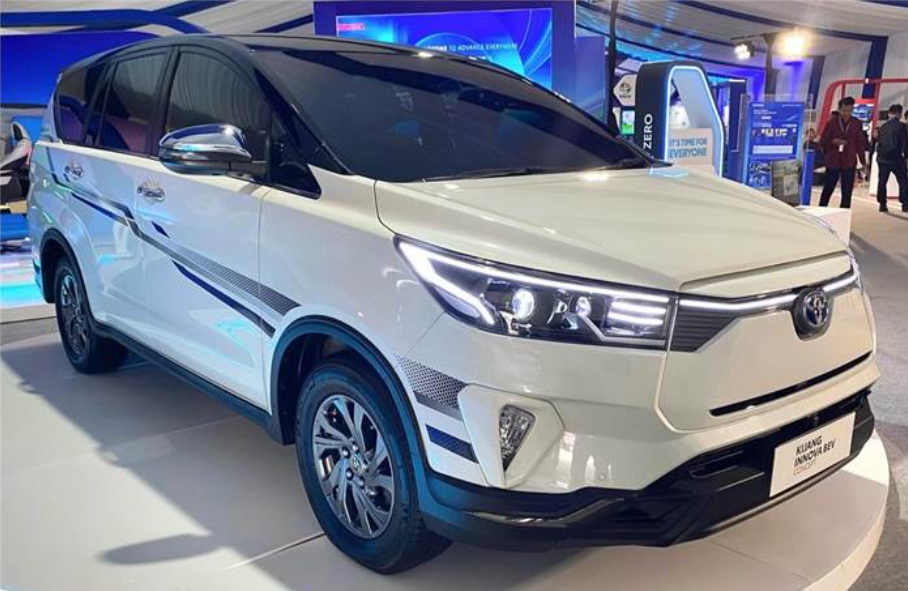 innova ev concept 2025