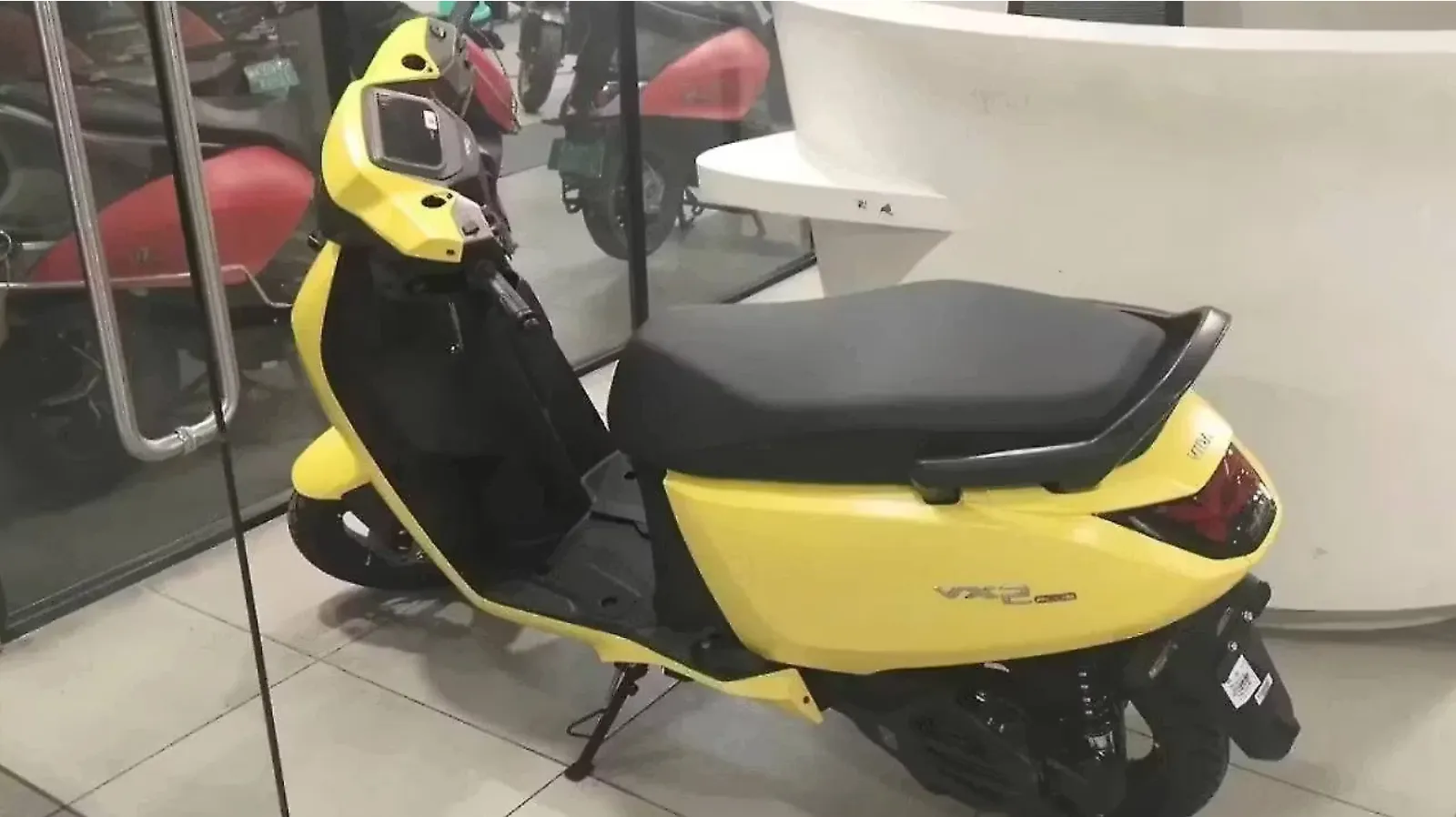 Hero Vida VX2 (without watermark)