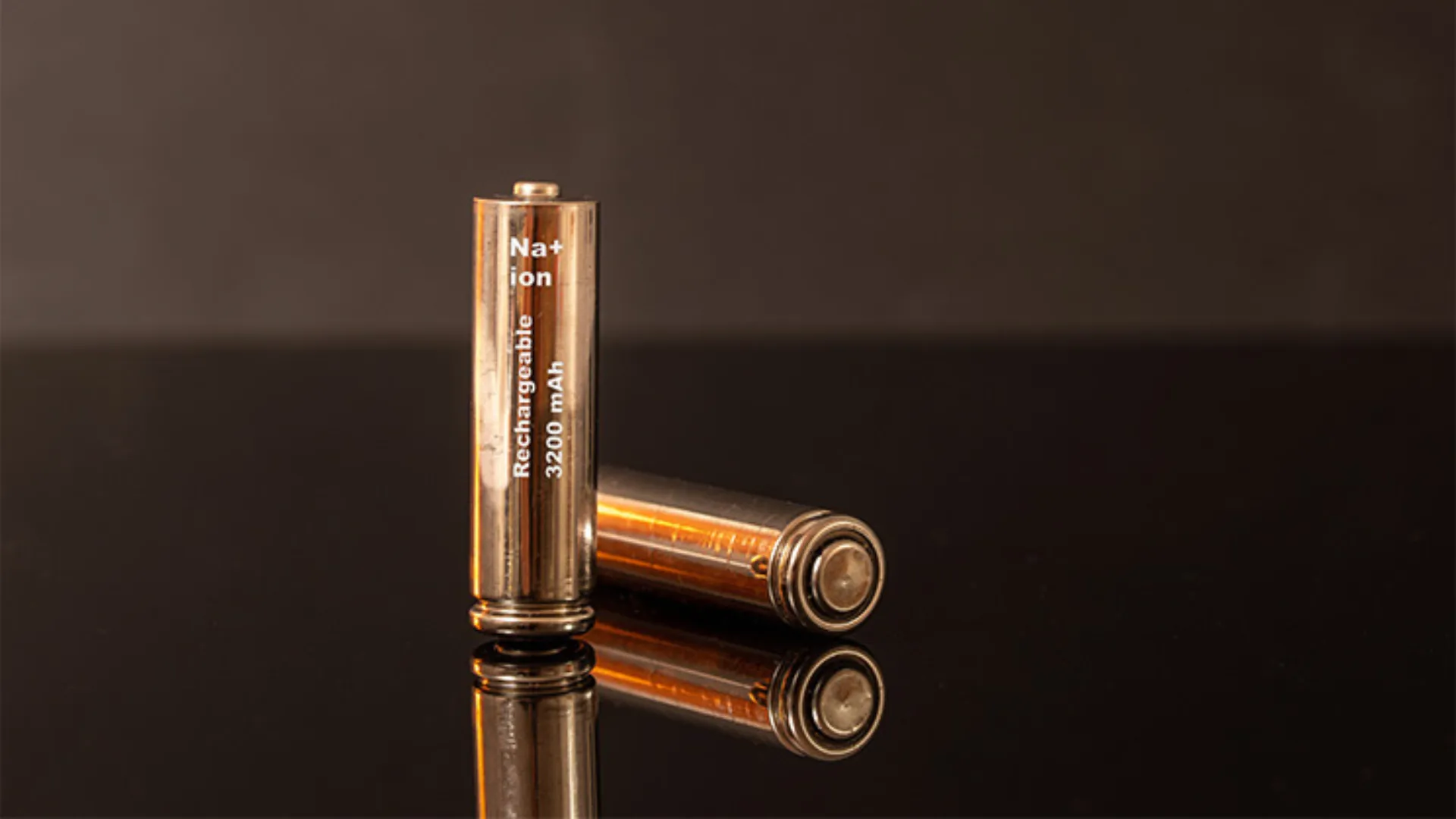 Sodium-Ion Batteries Explained — Next Big Thing for EVs!