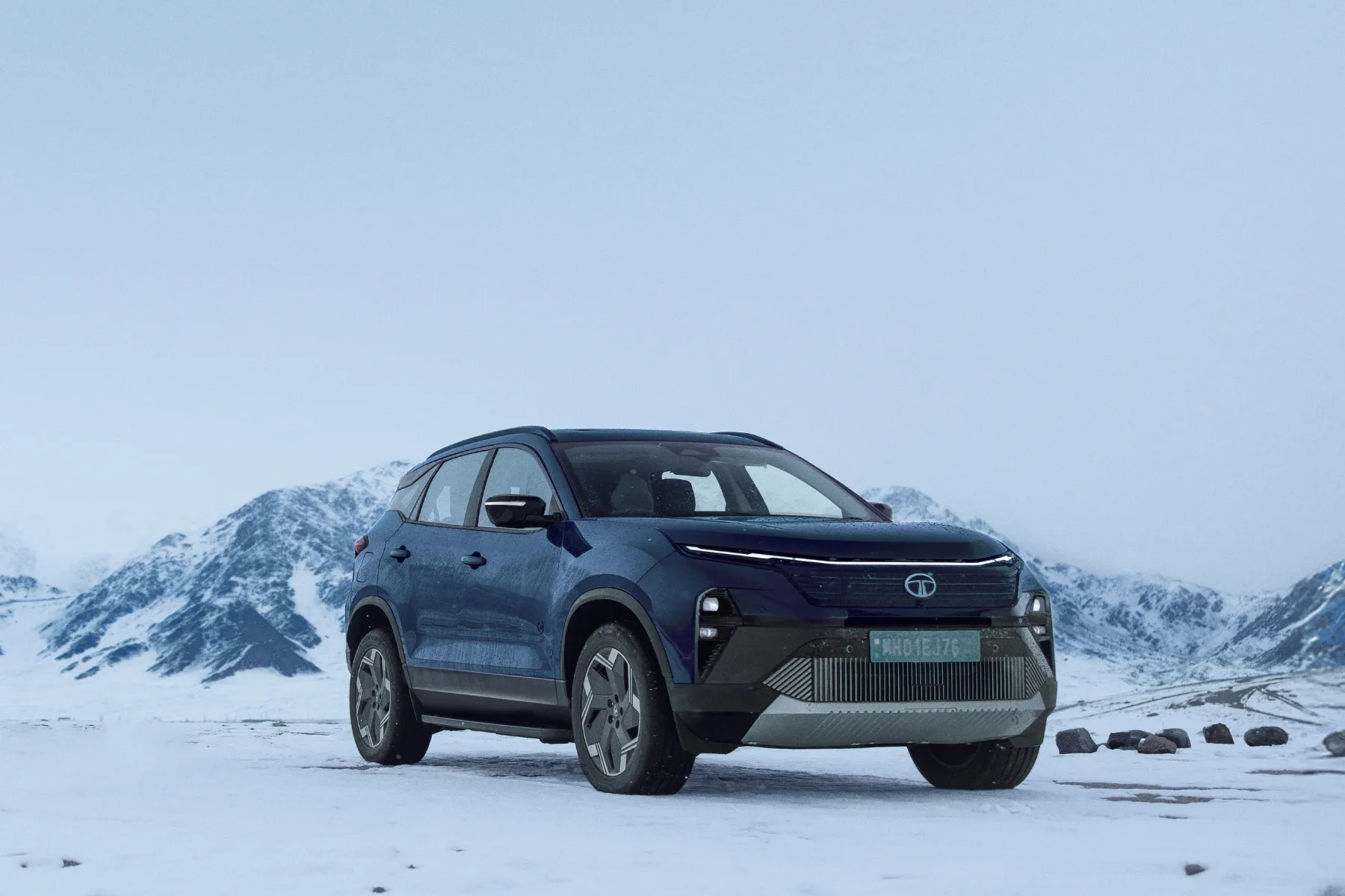 harrier ev snow full