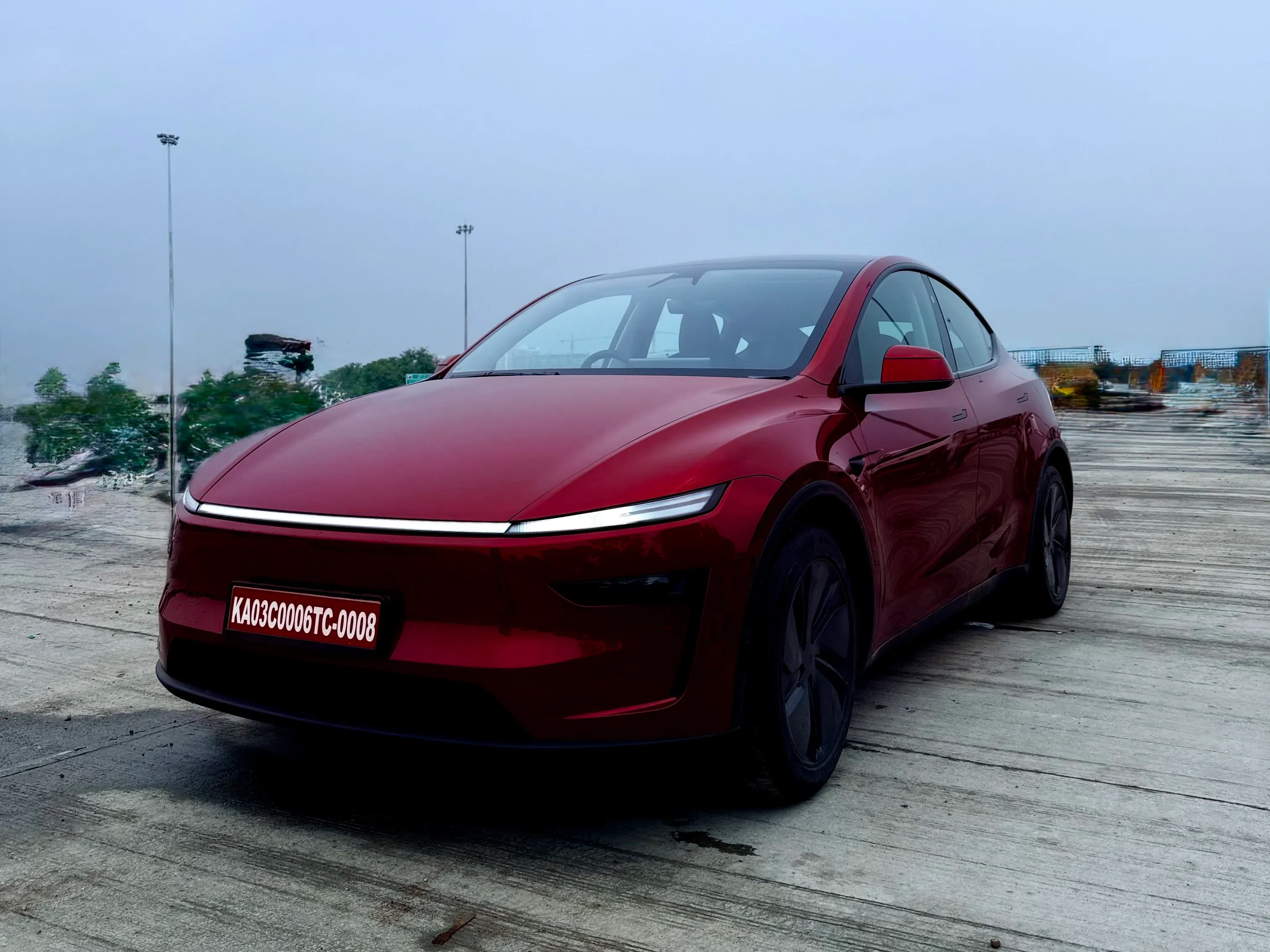 Tesla Drive review_on road