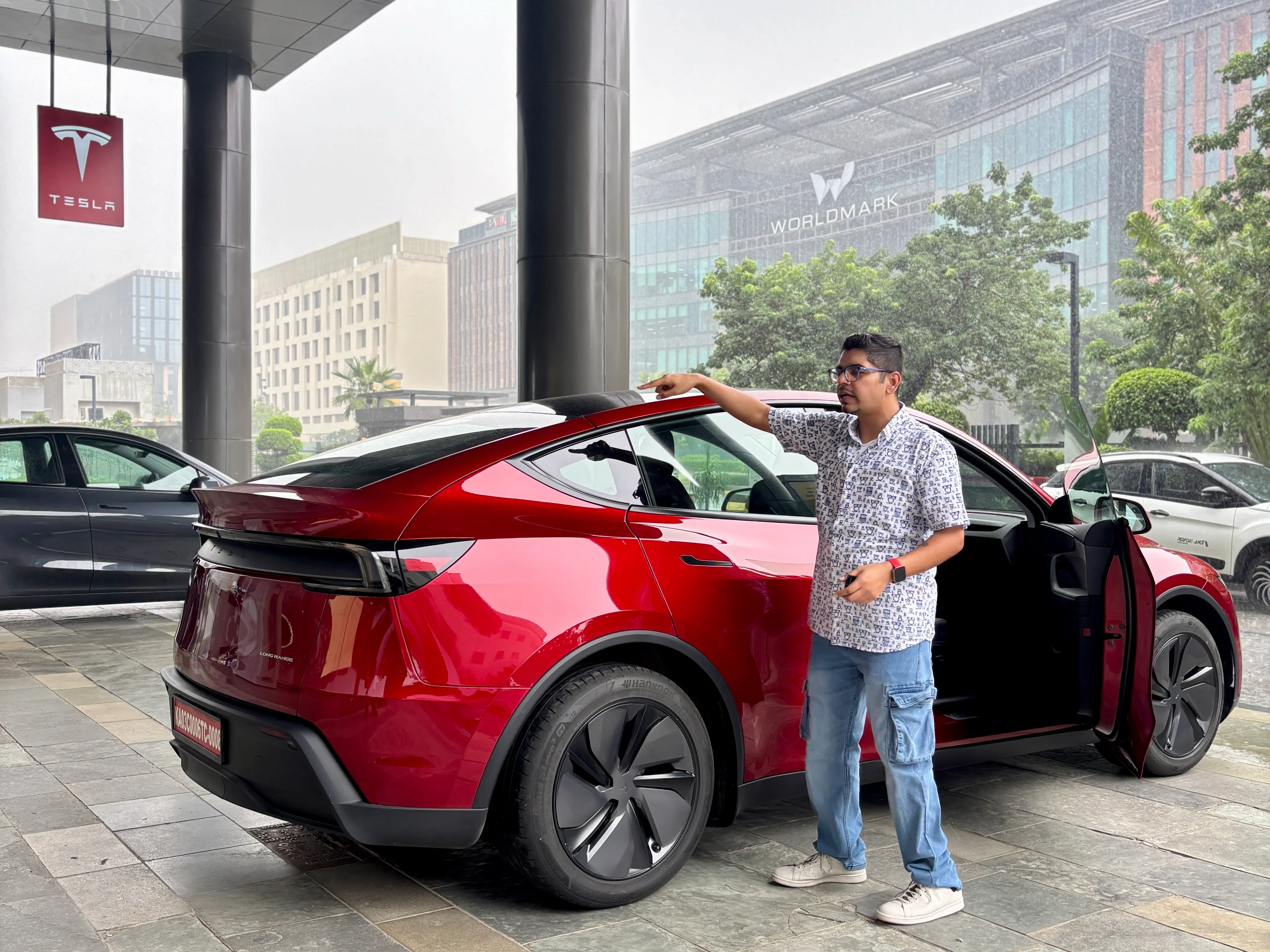 Tesla Drive Review_roof