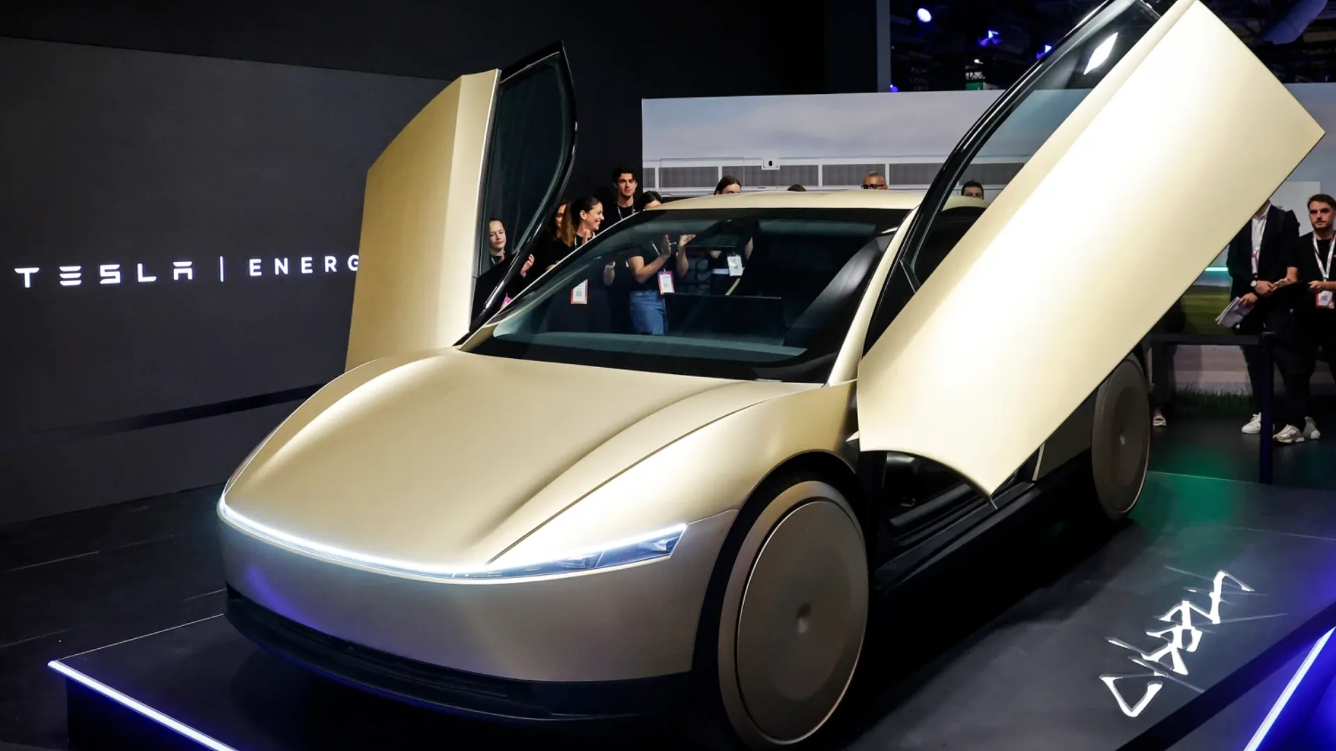 Tesla Robotaxi - Launch