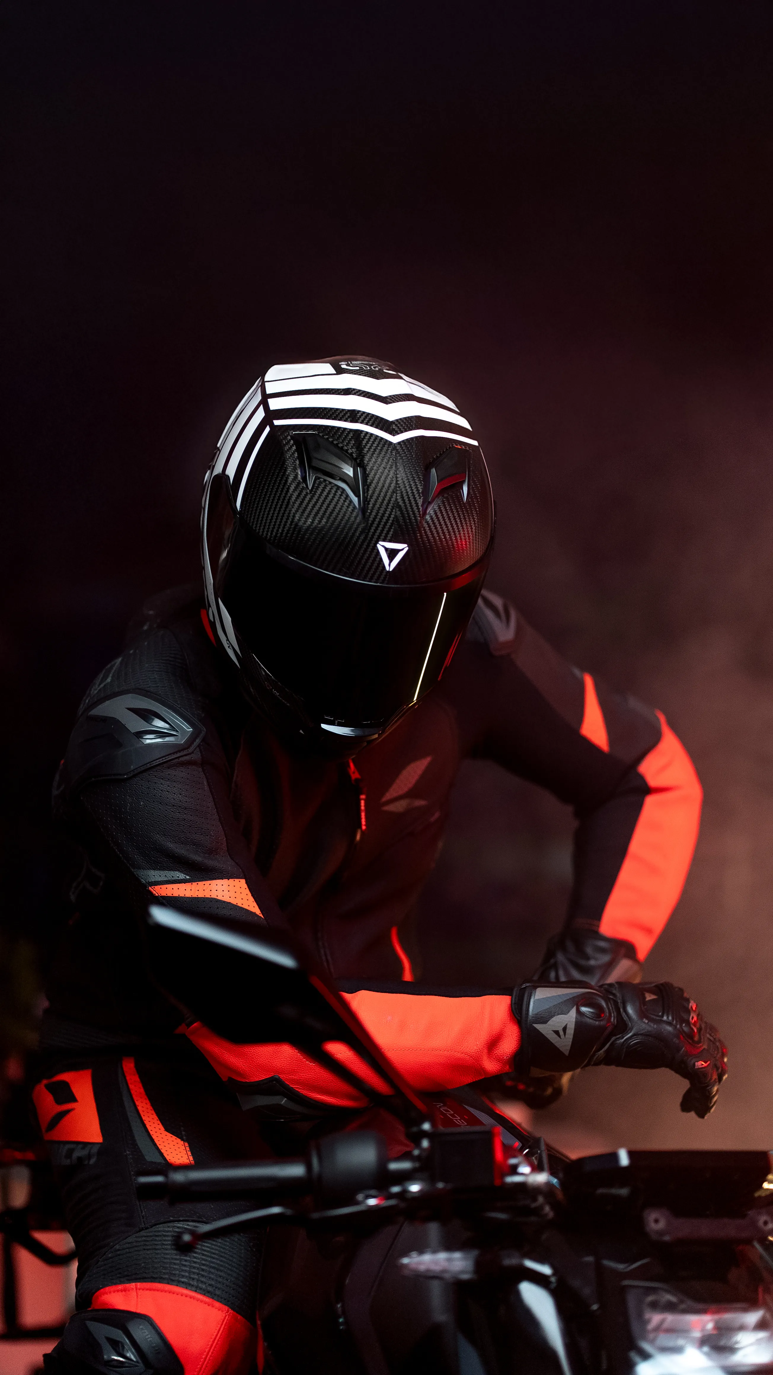 Ultraviolette Launches UV Crossfade Helmet at EICMA 2025