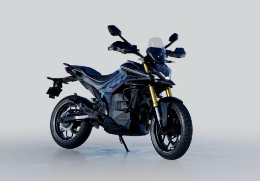 UltravioletteX47_Black