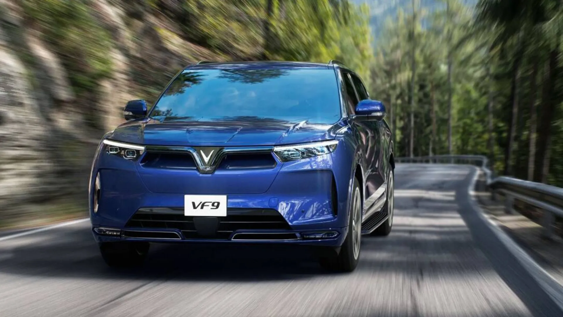 VinFast VF9 - 7-Seater Electric SUV - Front