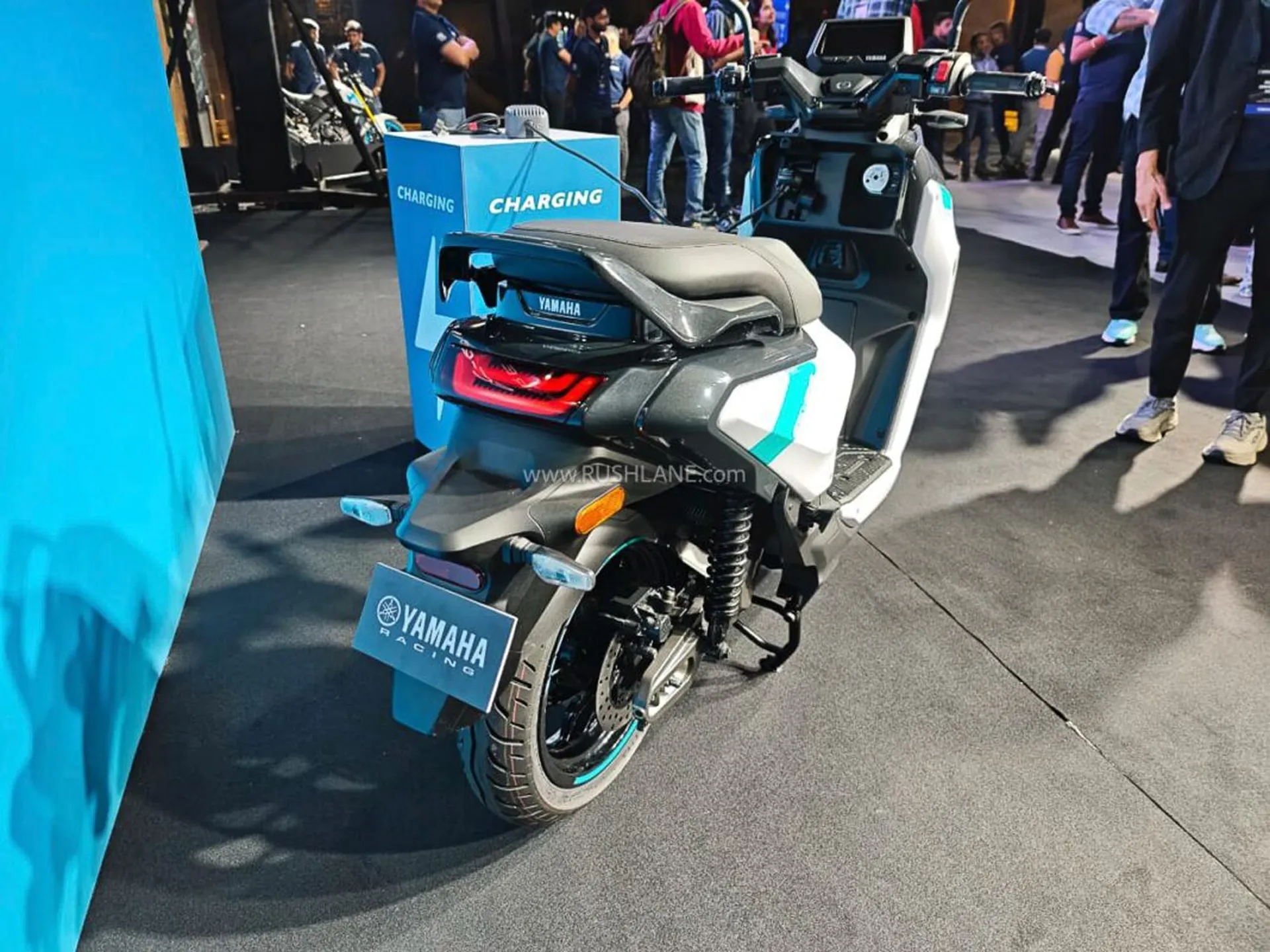 Yamaha EC-06 Electric Scooter Unveiled for India