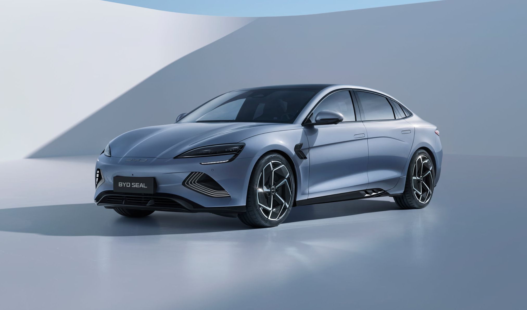 With 200 deliveries in a single day, BYD Seal achieves a remarkable milestone in Indian E.V. History