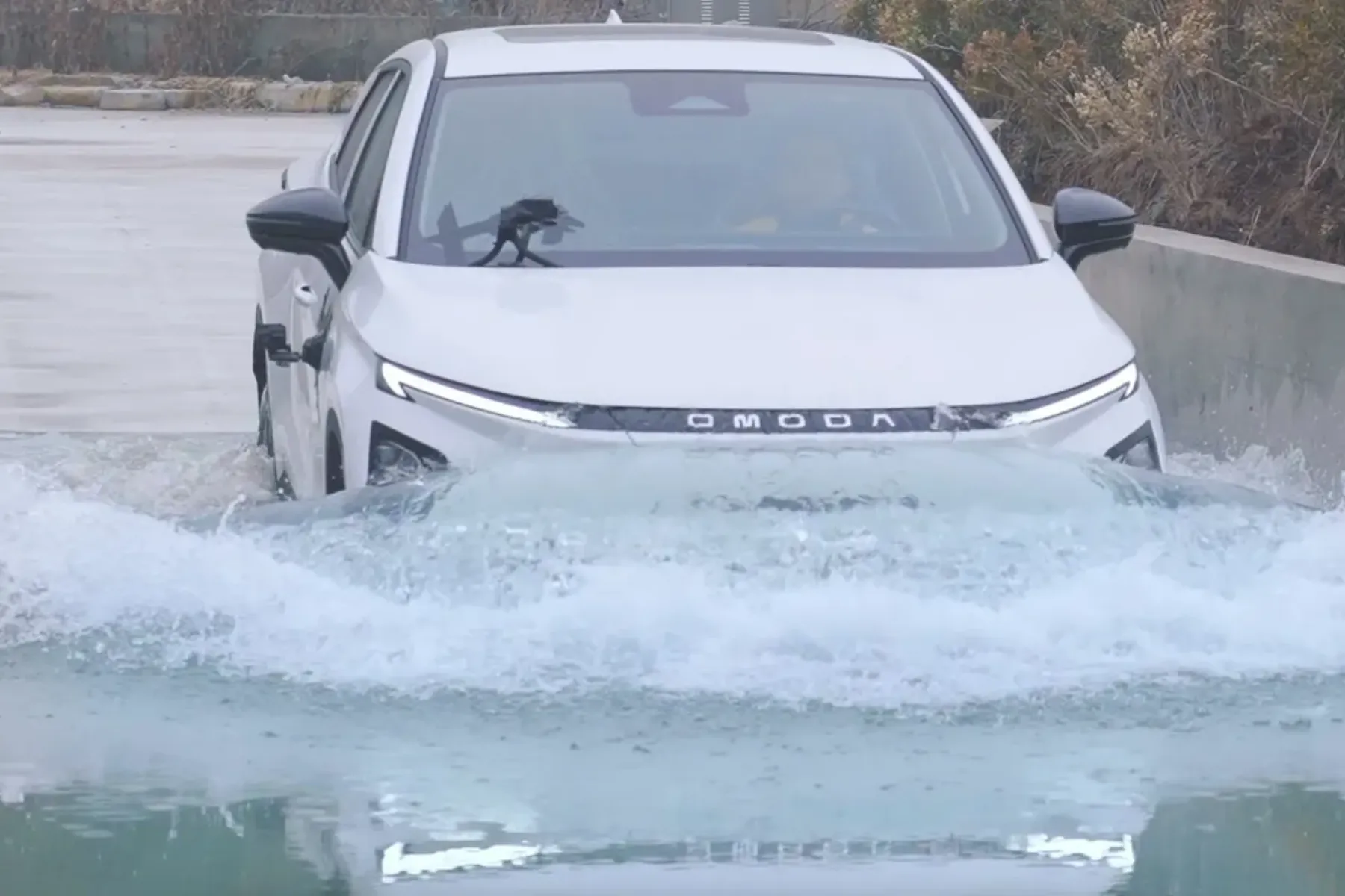 electric vehicles water resistance - water wading test