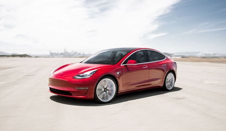 Tesla model 3 side view 