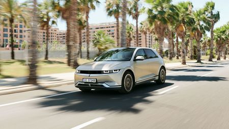 hyundai ionic 5 front