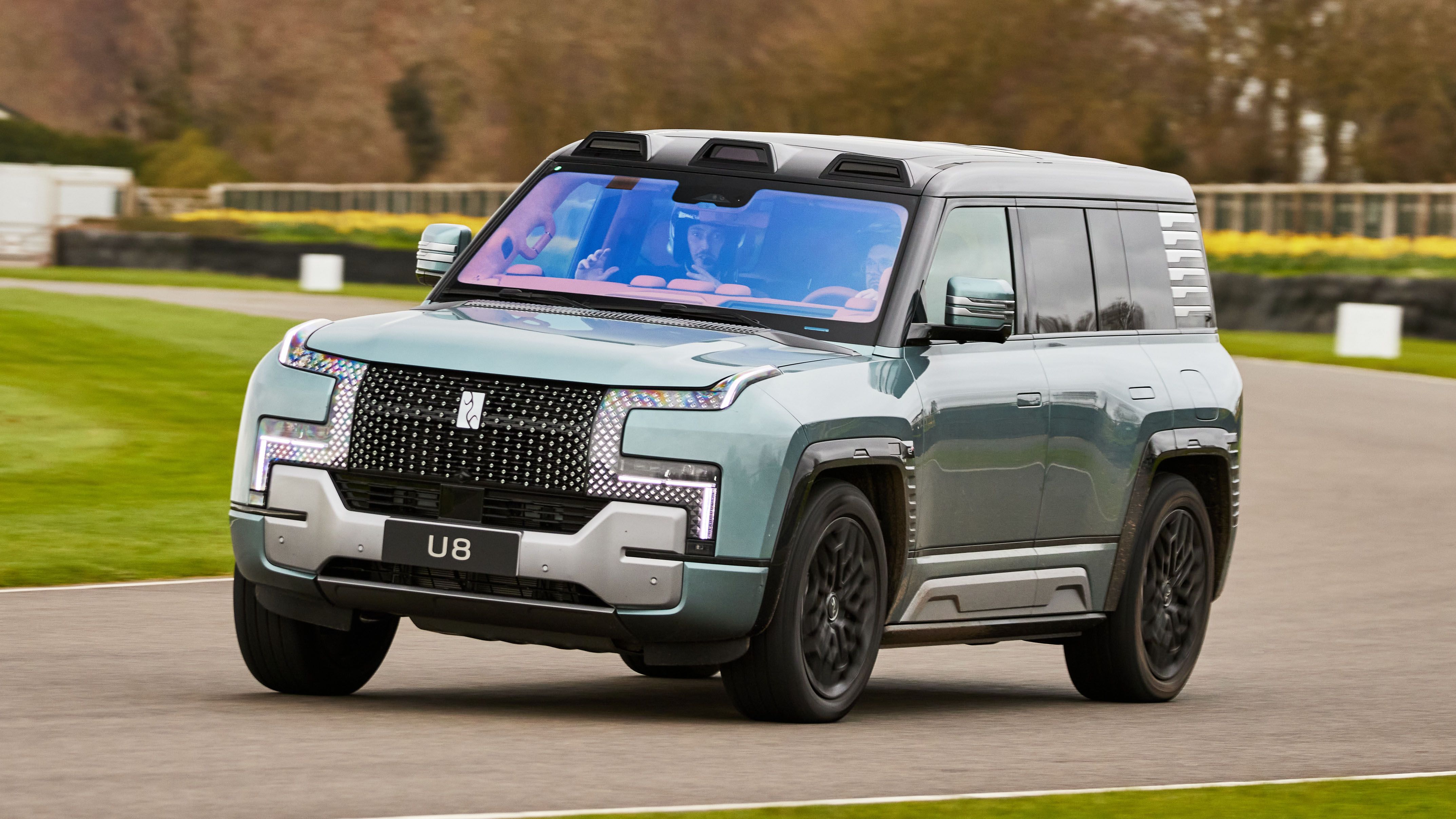 Exterior 13_03_24_YW_U8_GW_7.jpg