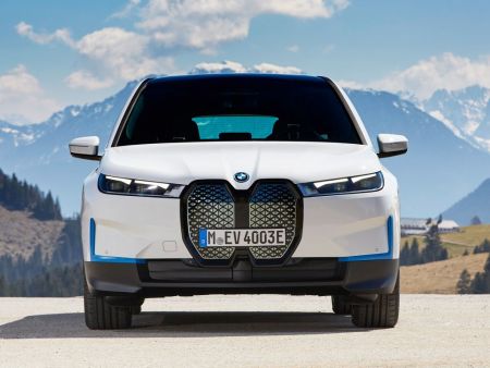 Exterior BMW-iX-Frontimage.jpg