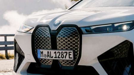 Exterior BMWiX-1.jpg