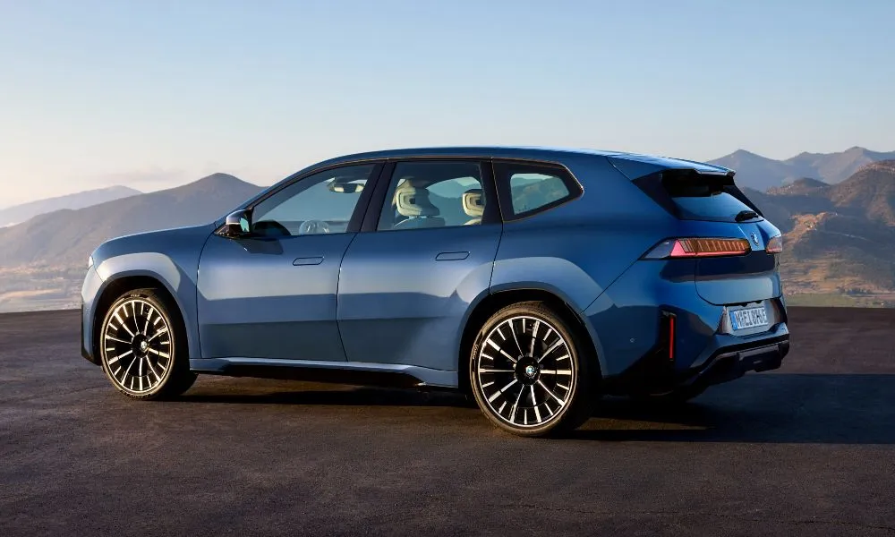 Exterior BMWiX3_04.jpg