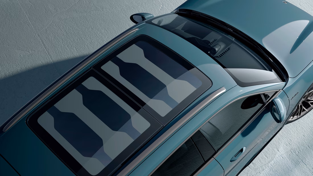 Exterior CayenneEV_08.avif