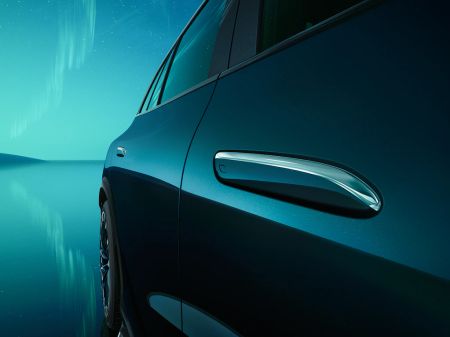 Exterior Door handle_Mercedes Benz EQE SUV.webp