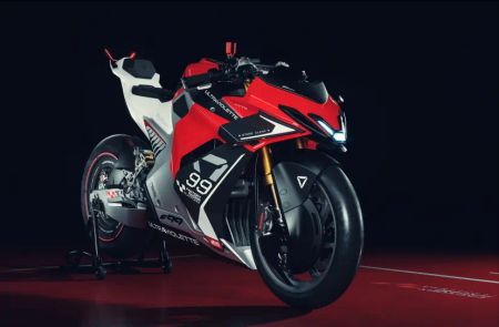 bike F99- Front side view.webp