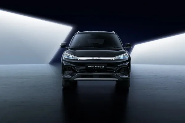 Exterior LED Headlight Strip (BYD Atto 3 2025).webp