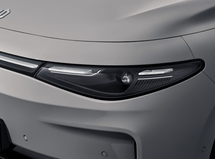 Exterior Leapmotor C10-headlight.png