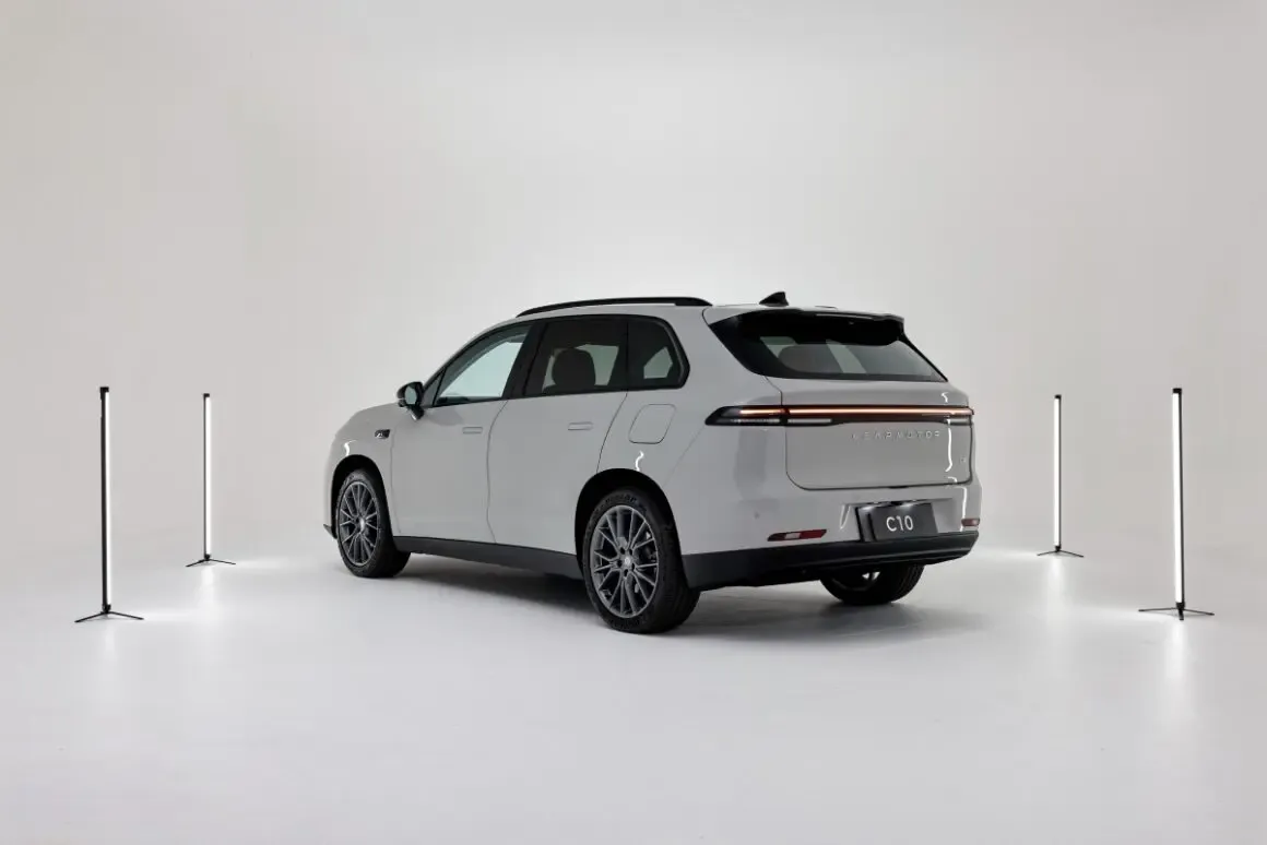 Exterior Leapmotor C10-rear view3.webp