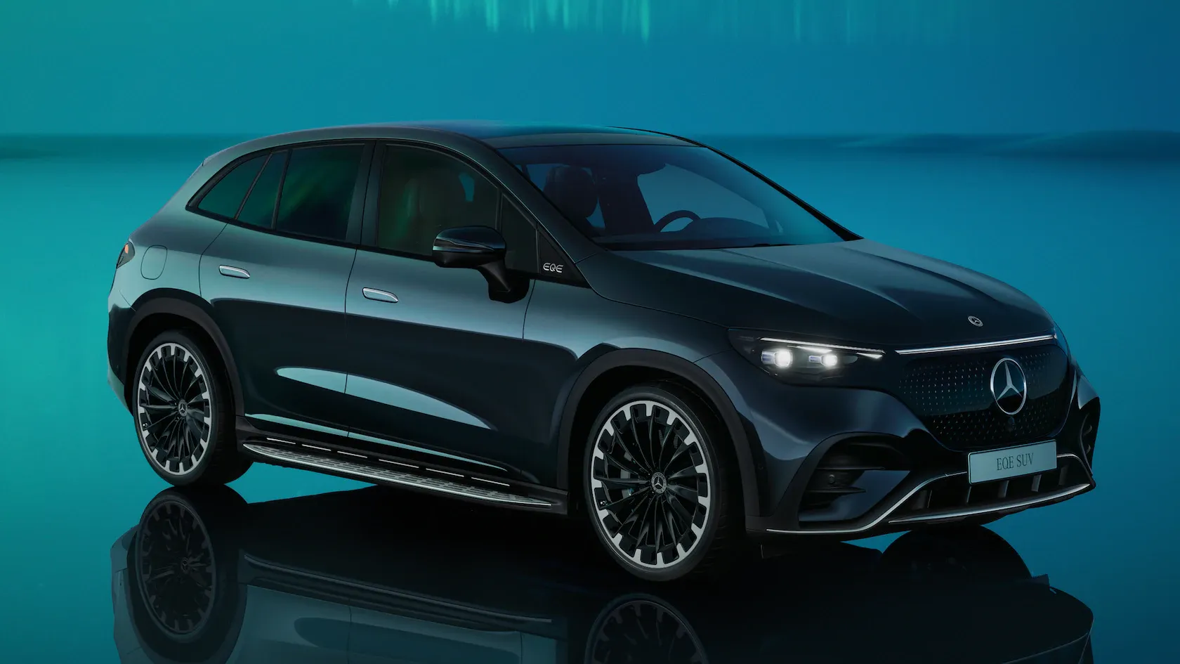 Mercedes Benz EQE SUV