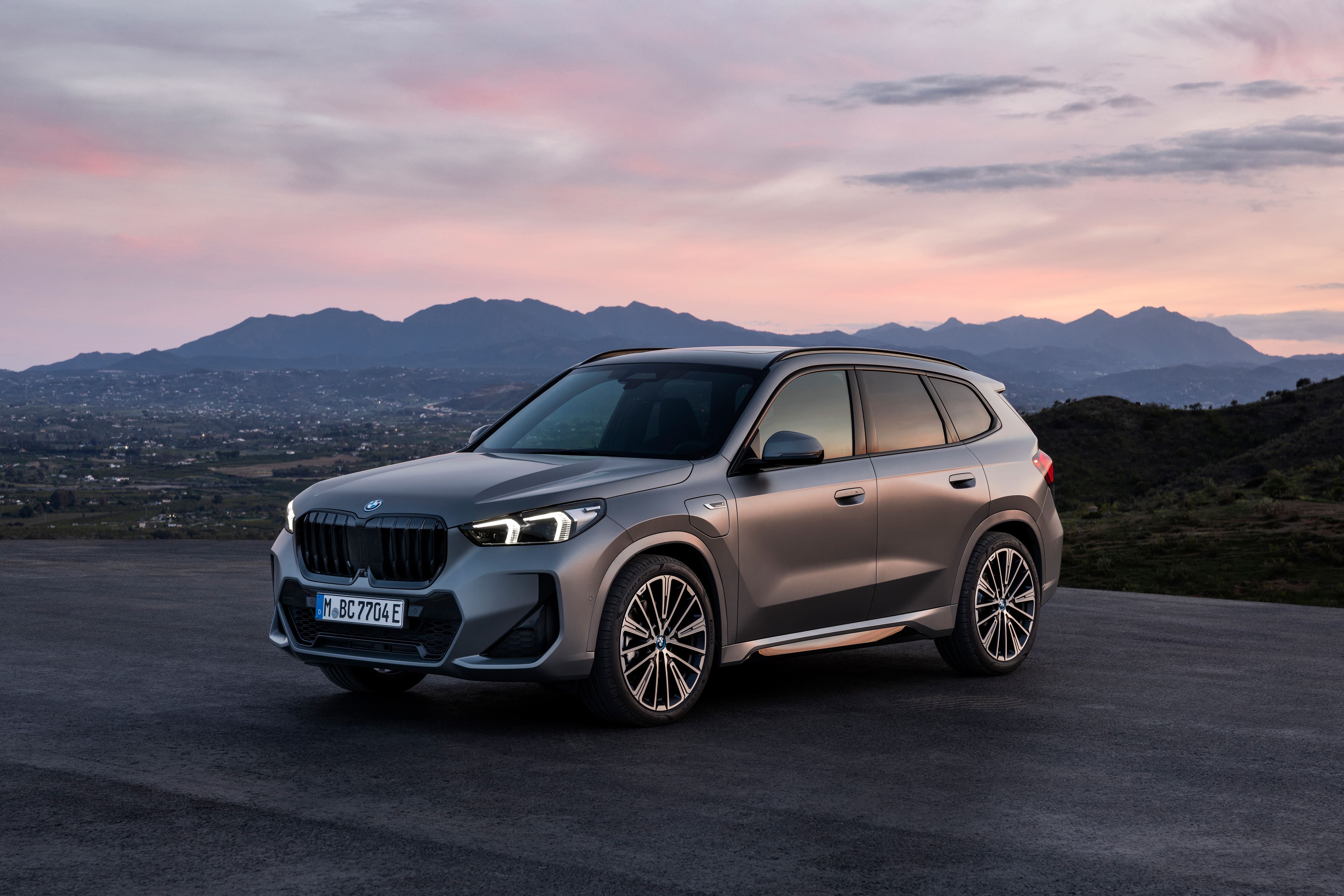 bmw ix1 price