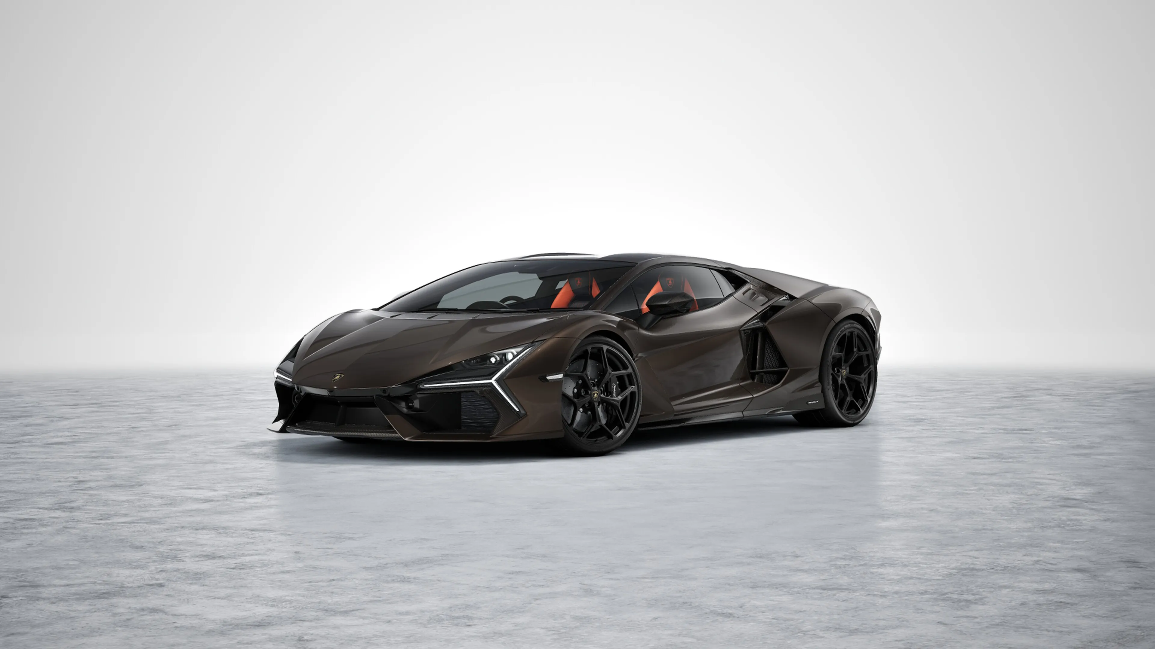 LAMBORGHINI REVUELTO PHEV